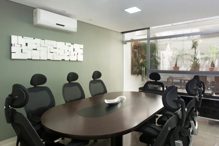 Sala de reunião do escritório Campos e Campos Advogados